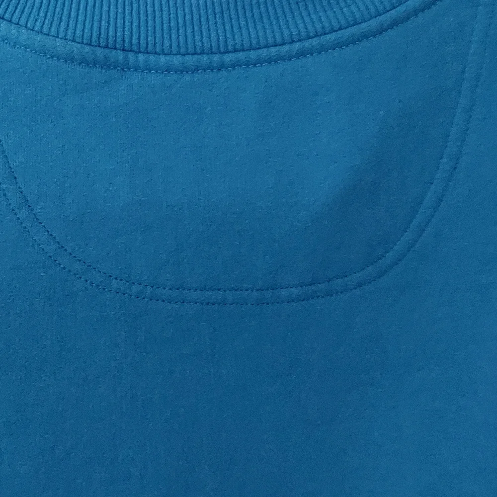 Champion Sweatshirt - Picture 6 of 7